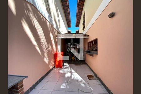 Casa à venda com 3 quartos, 156m² em Itaipu, Niterói