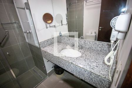 Banheiro Suíte de kitnet/studio para alugar com 1 quarto, 28m² em Camorim, Rio de Janeiro