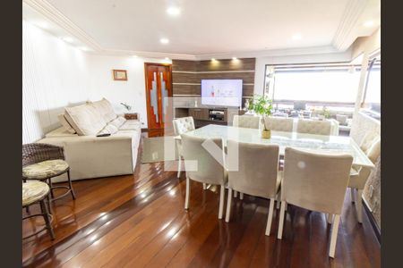 Apartamento à venda com 125m², 3 quartos e 3 vagasSala