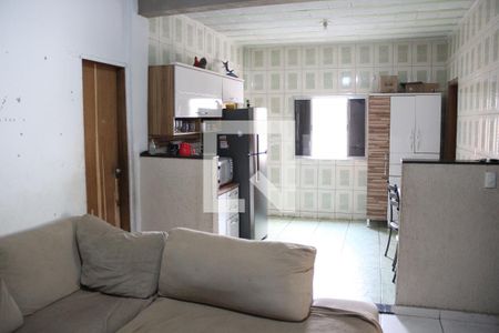 Sala  de casa para alugar com 3 quartos, 150m² em Industrial, Contagem