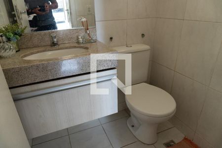 Lavabo de casa para alugar com 4 quartos, 120m² em Cabral, Contagem