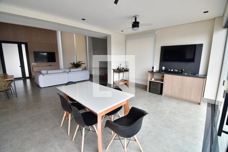 Sala de casa de condomínio para alugar com 3 quartos, 213m² em Chácara Santa Margarida, Campinas