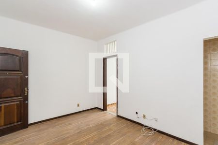 Sala de apartamento para alugar com 1 quarto, 57m² em Penha, Rio de Janeiro