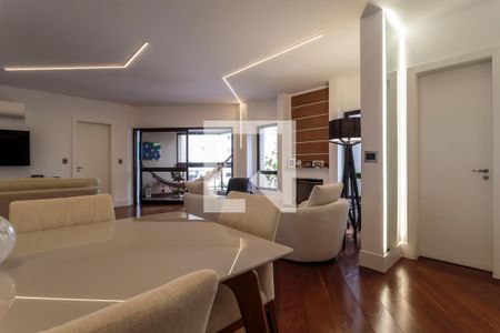 Apartamento para alugar com 3 quartos, 160m² em Indianópolis, São Paulo