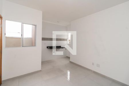 Sala de apartamento para alugar com 2 quartos, 42m² em Vila Santa Teresa (zona Leste), São Paulo