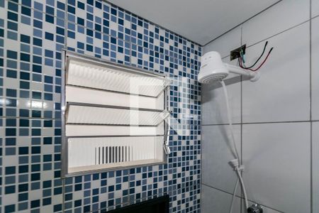 Banheiro de kitnet/studio para alugar com 1 quarto, 14m² em Centro, Mogi das Cruzes