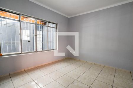 Sala de casa à venda com 2 quartos, 150m² em Vila Pires, Santo André