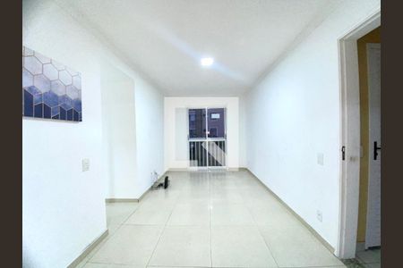 Sala de apartamento para alugar com 2 quartos, 50m² em Jardim das Margaridas, Salvador