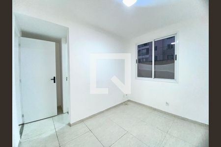 Quarto 2 de apartamento para alugar com 2 quartos, 50m² em Jardim das Margaridas, Salvador