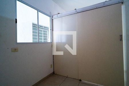 Quarto 2 de casa para alugar com 2 quartos, 72m² em Jardim Santa Rosália, Sorocaba