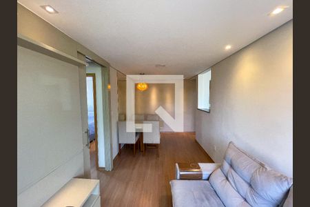 Sala de apartamento para alugar com 2 quartos, 60m² em Teixeira Dias (barreiro), Belo Horizonte