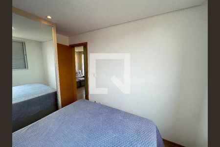 quarto 1 de apartamento para alugar com 2 quartos, 60m² em Teixeira Dias (barreiro), Belo Horizonte