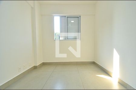 Quarto1 de apartamento para alugar com 3 quartos, 70m² em Ipiranga, Belo Horizonte