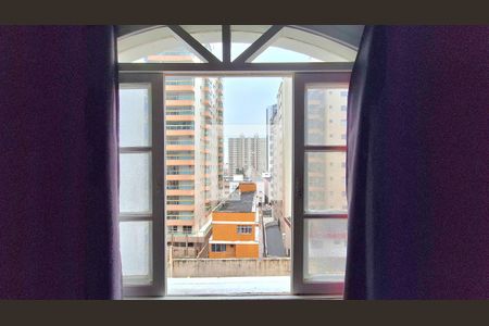 Vista da sala de apartamento para alugar com 1 quarto, 45m² em Tupi, Praia Grande