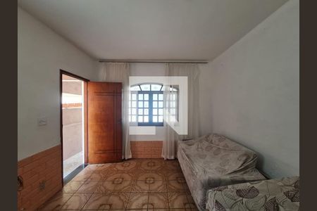 Sala  de casa para alugar com 3 quartos, 100m² em Jardim Santa Emilia, Guarulhos