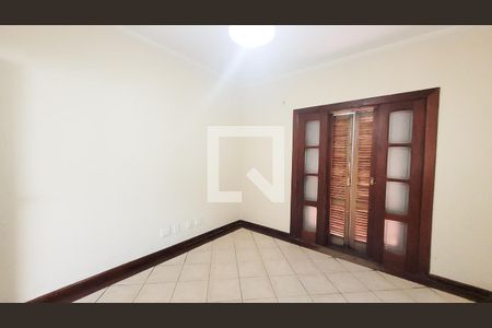 Casa de condomínio à venda com 400m², 5 quartos e 4 vagas Casa de condomínio à venda com 400m², 5 quartos e 4 vagasSuíte 2