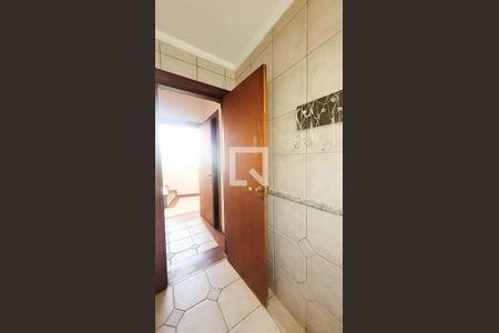 Casa de condomínio à venda com 400m², 5 quartos e 4 vagas Casa de condomínio à venda com 400m², 5 quartos e 4 vagasLavabo