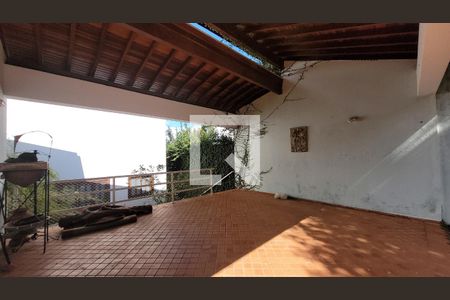 Casa de condomínio à venda com 400m², 5 quartos e 4 vagas Casa de condomínio à venda com 400m², 5 quartos e 4 vagasGaragem