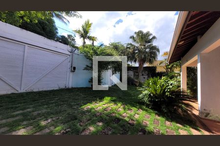 Casa de condomínio à venda com 400m², 5 quartos e 4 vagas Casa de condomínio à venda com 400m², 5 quartos e 4 vagasJardim