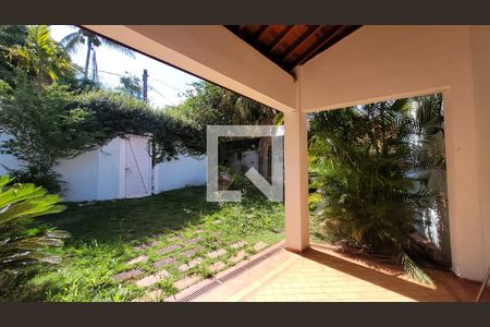 Casa de condomínio à venda com 400m², 5 quartos e 4 vagas Casa de condomínio à venda com 400m², 5 quartos e 4 vagasGaragem