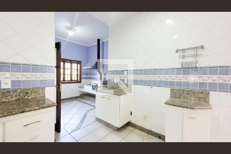 Casa de condomínio à venda com 400m², 5 quartos e 4 vagas Casa de condomínio à venda com 400m², 5 quartos e 4 vagasCozinha