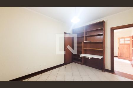 Casa de condomínio à venda com 400m², 5 quartos e 4 vagas Casa de condomínio à venda com 400m², 5 quartos e 4 vagasSuíte 2