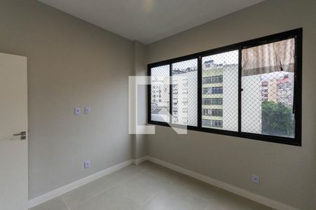 Quarto 1 de apartamento para alugar com 2 quartos, 64m² em Tijuca, Rio de Janeiro