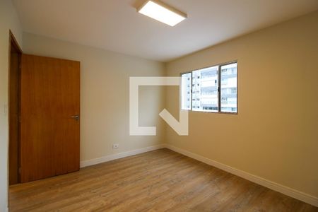 Quarto 2 de apartamento para alugar com 2 quartos, 42m² em Vila Madalena, São Paulo