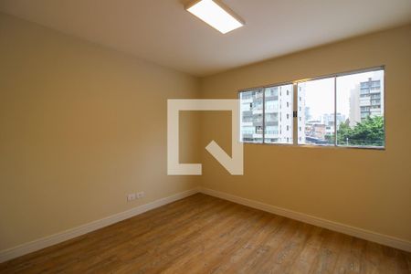 Quarto 1 de apartamento para alugar com 2 quartos, 42m² em Vila Madalena, São Paulo