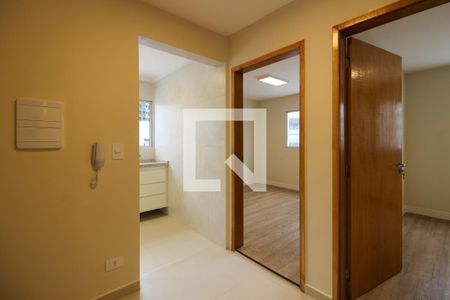 Entrada de apartamento para alugar com 2 quartos, 42m² em Vila Madalena, São Paulo