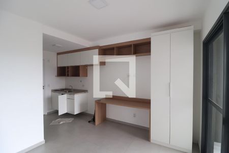 Sala/Quarto de kitnet/studio para alugar com 0 quarto, 23m² em Vila Esperança, São Paulo