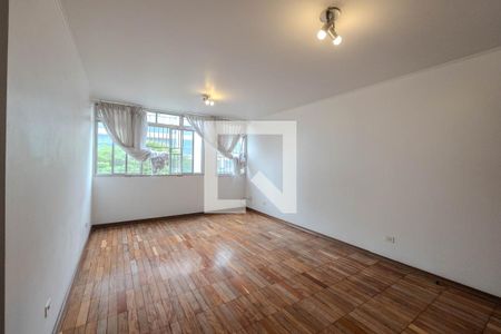 Apartamento para alugar com 110m², 3 quartos e 1 vagaSala