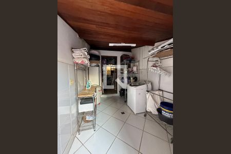 Área de Serviço de casa para alugar com 3 quartos, 300m² em Diamante, Belo Horizonte