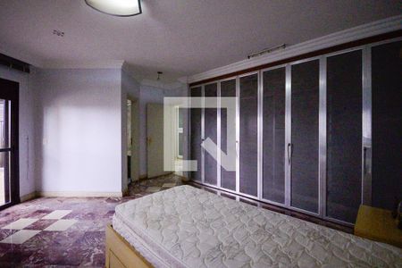 Apartamento à venda com 560m², 4 quartos e 5 vagas Apartamento à venda com 560m², 4 quartos e 5 vagasQuarto 1 - Suite