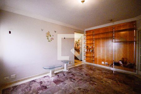 Apartamento à venda com 560m², 4 quartos e 5 vagas Apartamento à venda com 560m², 4 quartos e 5 vagasSala de TV