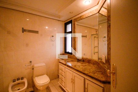 Apartamento à venda com 560m², 4 quartos e 5 vagas Apartamento à venda com 560m², 4 quartos e 5 vagasBanheiro do Quarto 2