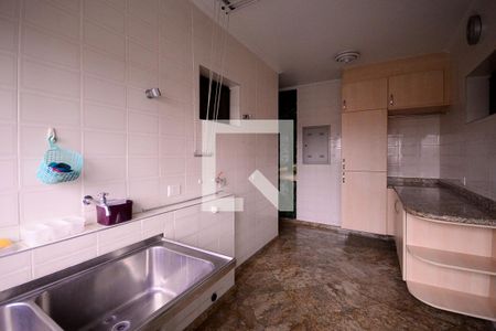 Apartamento à venda com 560m², 4 quartos e 5 vagas Apartamento à venda com 560m², 4 quartos e 5 vagasÁrea de Serviço