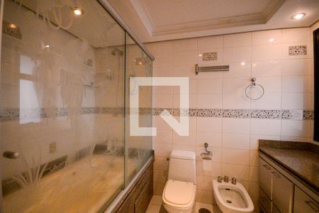 Apartamento à venda com 560m², 4 quartos e 5 vagas Apartamento à venda com 560m², 4 quartos e 5 vagasBanheiro do quarto 3