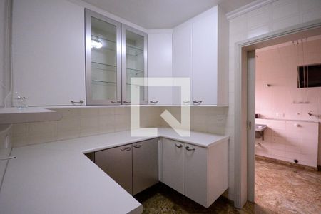 Apartamento à venda com 560m², 4 quartos e 5 vagas Apartamento à venda com 560m², 4 quartos e 5 vagasCozinha
