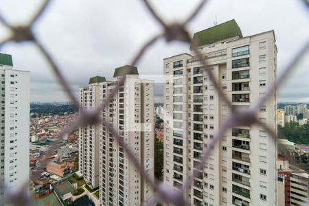 Varanda vista de apartamento para alugar com 2 quartos, 64m² em Vila Suzana, São Paulo