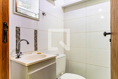 Banheiro de kitnet/studio para alugar com 0 quarto, 30m² em Vila Sao Luis(zona Oeste), São Paulo