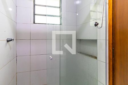 Banheiro de kitnet/studio para alugar com 0 quarto, 30m² em Vila Sao Luis(zona Oeste), São Paulo