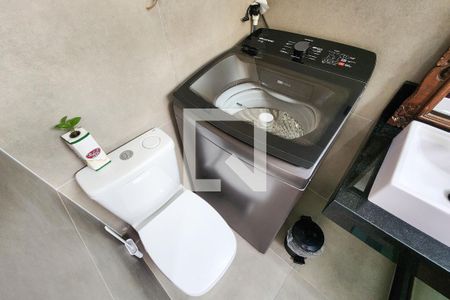 Banheiro de apartamento à venda com 1 quarto, 24m² em Laranjeiras, Rio de Janeiro