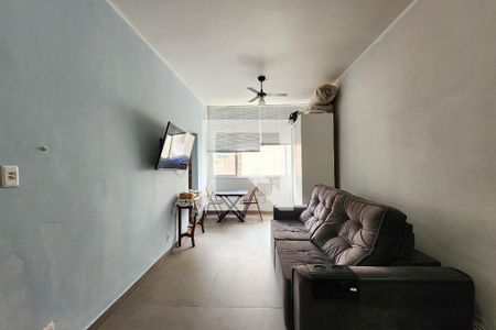 Sala/Quarto de apartamento à venda com 1 quarto, 24m² em Laranjeiras, Rio de Janeiro