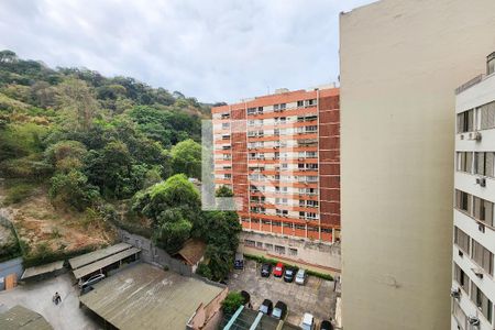 Vista Sala/Quarto de apartamento à venda com 1 quarto, 24m² em Laranjeiras, Rio de Janeiro