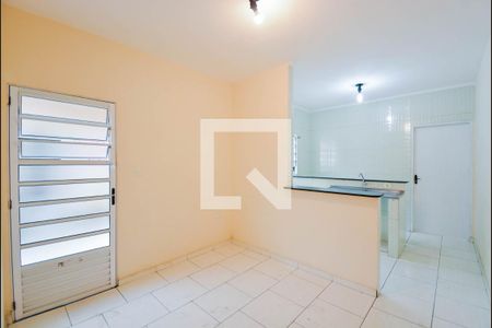 Sala de apartamento para alugar com 2 quartos, 60m² em Jardim Presidente Dutra, Guarulhos