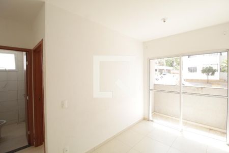 Sala de apartamento para alugar com 2 quartos, 48m² em Jardim Holanda, Uberlândia