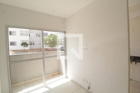 Sala de apartamento para alugar com 2 quartos, 48m² em Jardim Holanda, Uberlândia