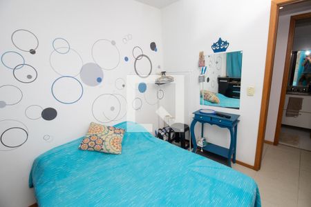 Quarto 1 de apartamento para alugar com 2 quartos, 67m² em Jacarepaguá, Rio de Janeiro