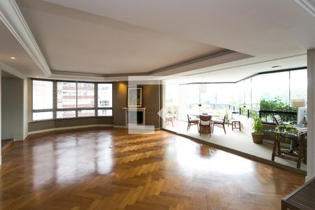 Sala 1 de apartamento à venda com 3 quartos, 370m² em Real Parque, São Paulo